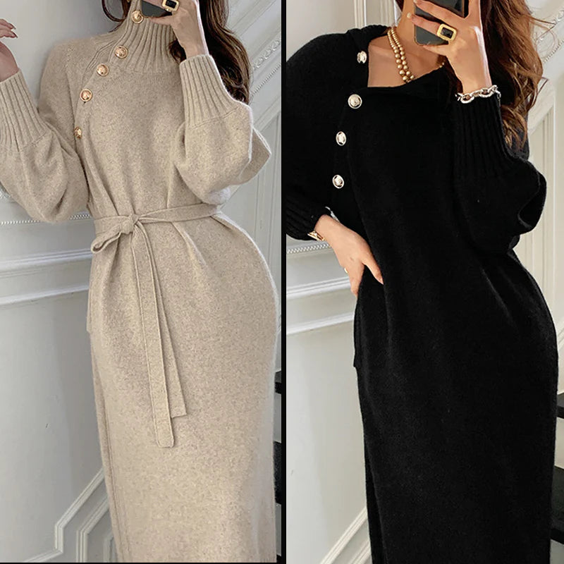 Robe  – Col Montant, Boutons Dorés & Ceinture