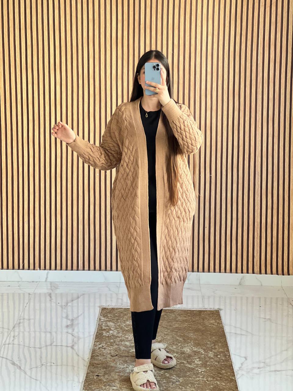 Cardigan femme long en tricot – Style chic & confortable