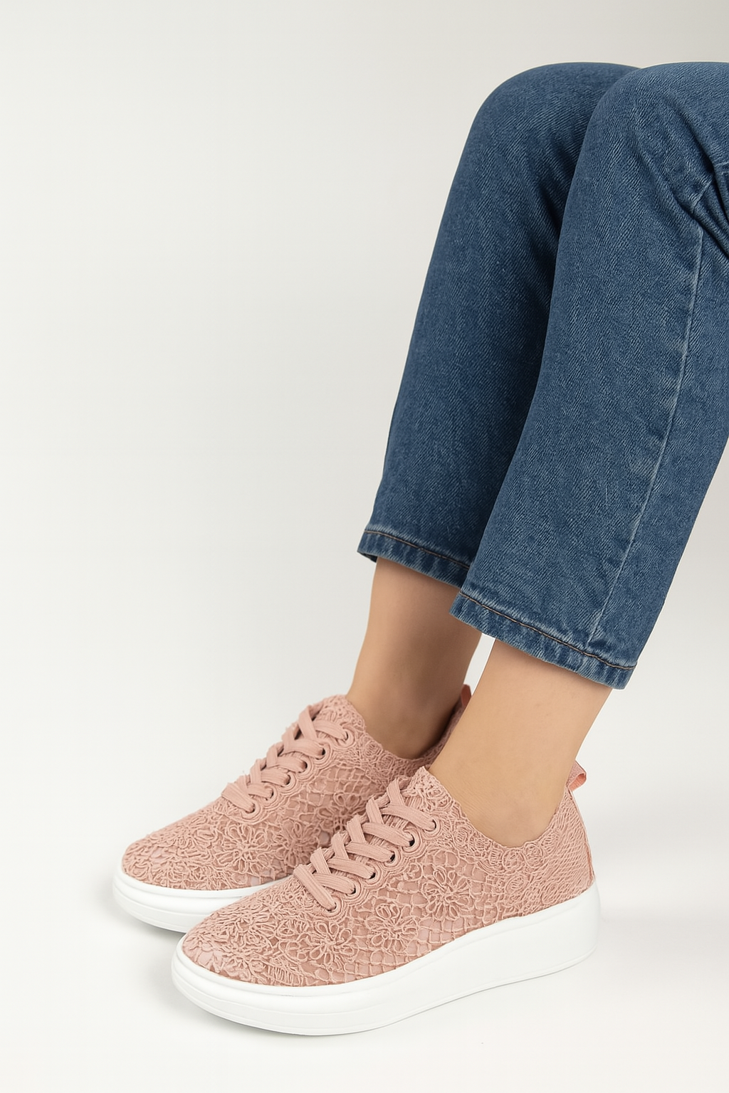 Baskets en dentelle femme – Élégance & Confort au quotidien