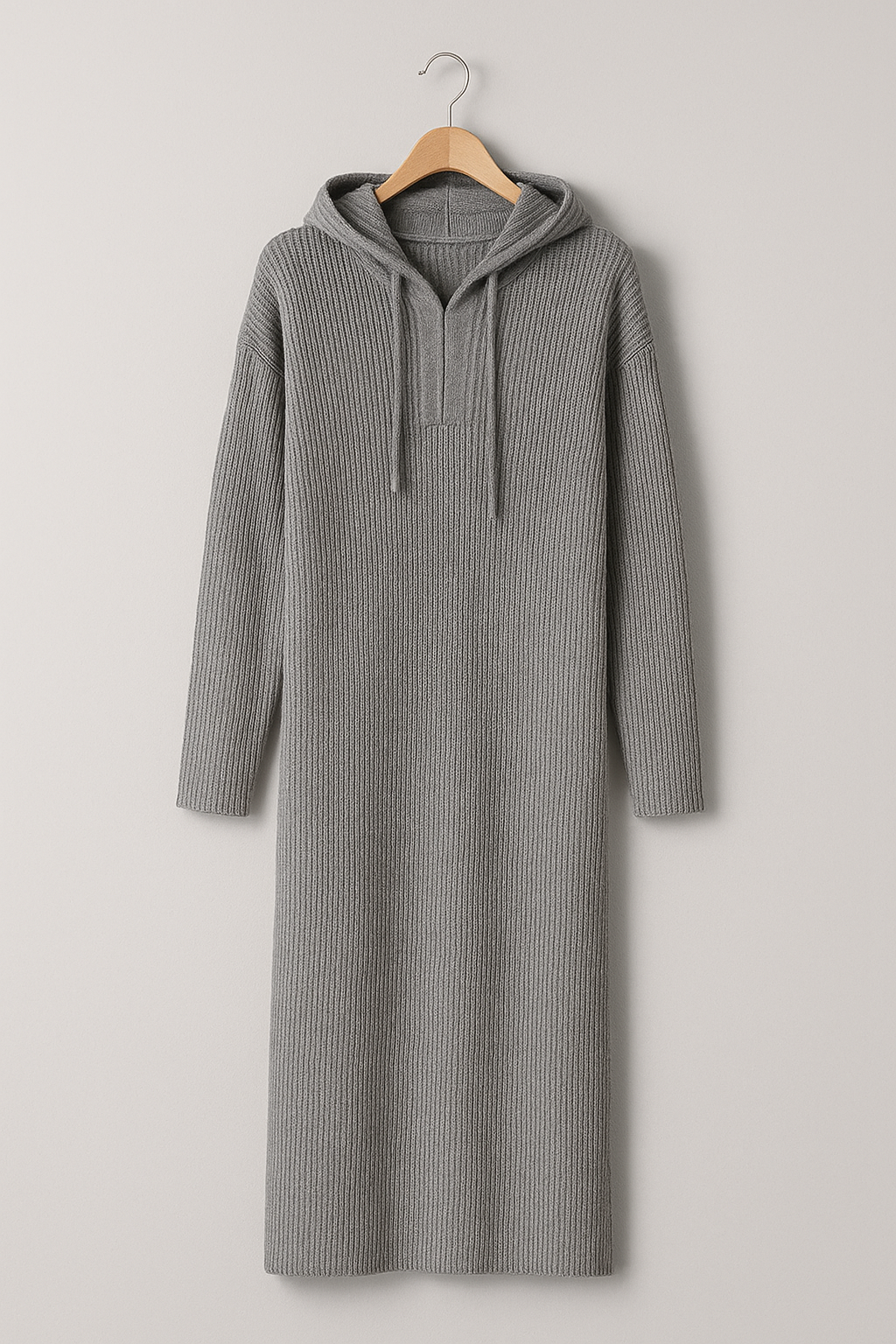 Robe Pull Longue Noire à Capuche – Élégance et Confort Urbain