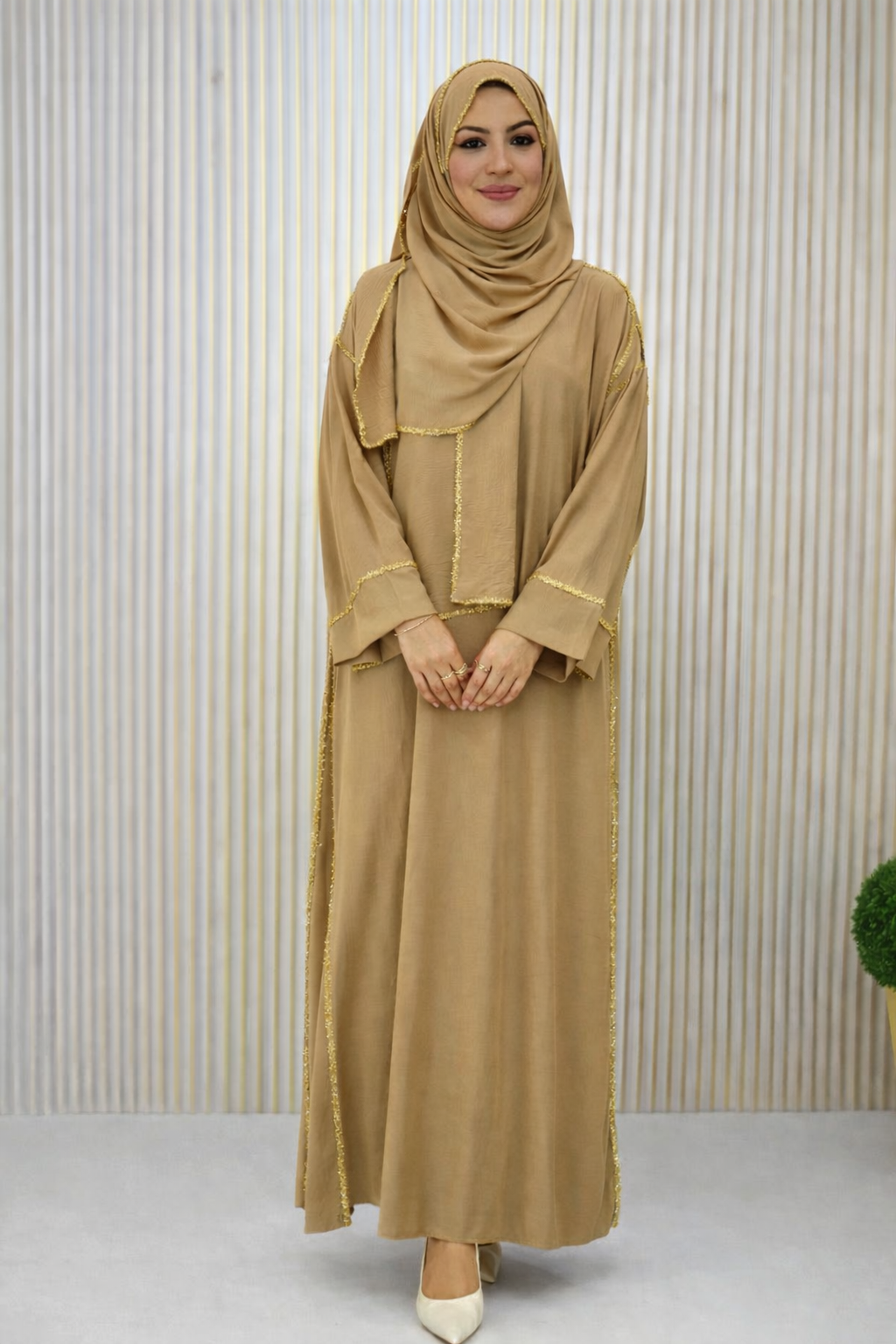Abayas Élégantes – Modestie et Raffinement