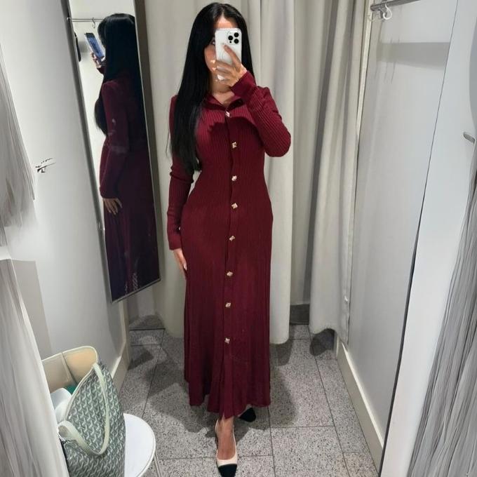 Robe Tricot Chic avec Détails Boutons