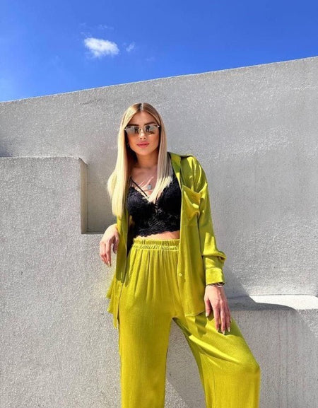 Ensemble satiné pour un look tendance