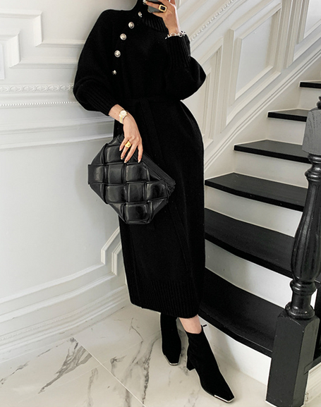 Robe tricotée à col roulé